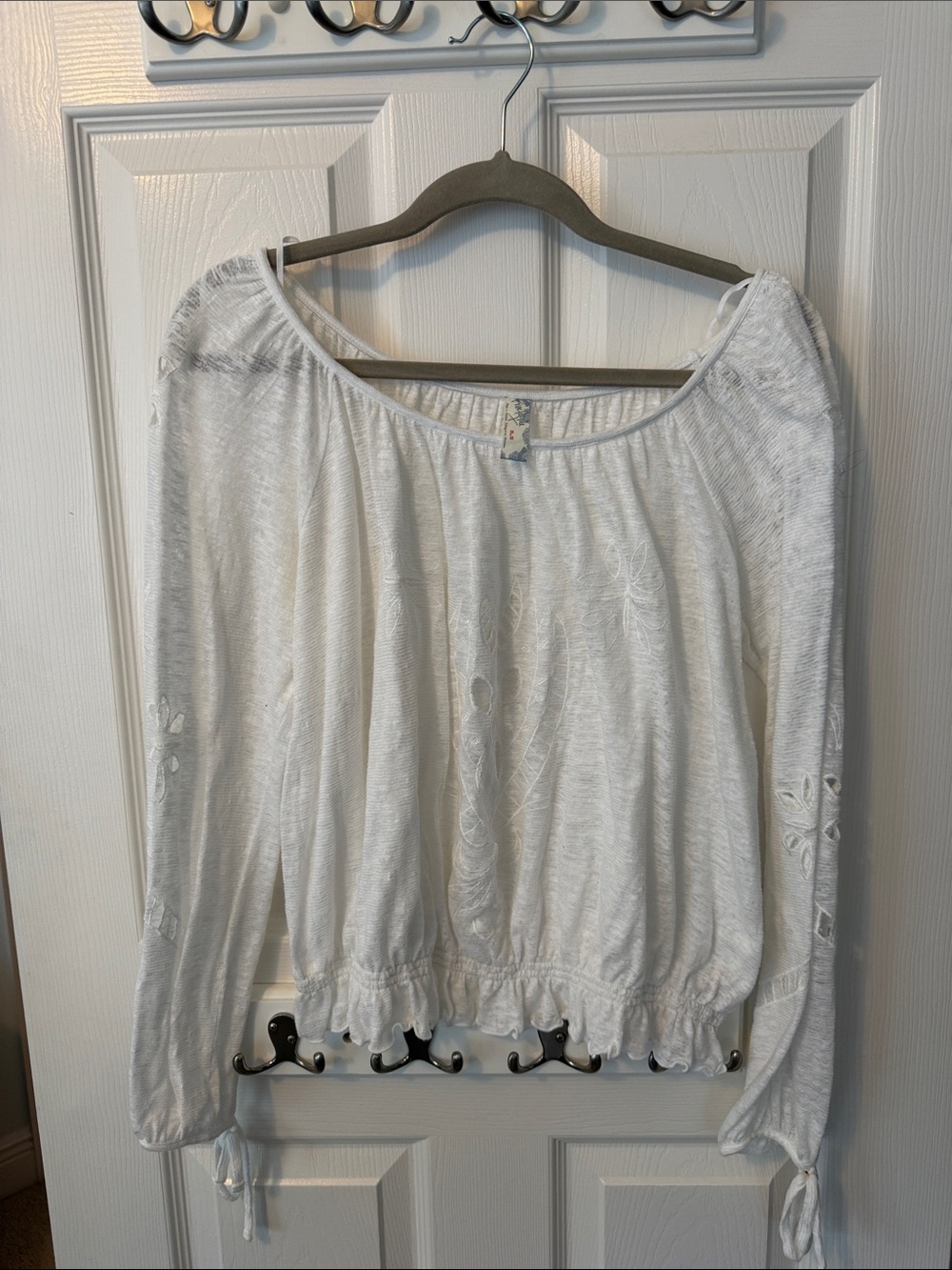 Free People White Embroidered Peasant Blouse